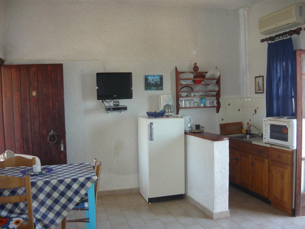 Villa Victoria Makrýgialos Esterno foto