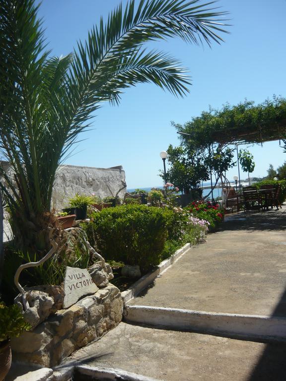 Villa Victoria Makrýgialos Esterno foto